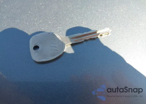 2006 Saturn Ion 3 from USA, damaged, VIN 1G8AL58B86Z129035